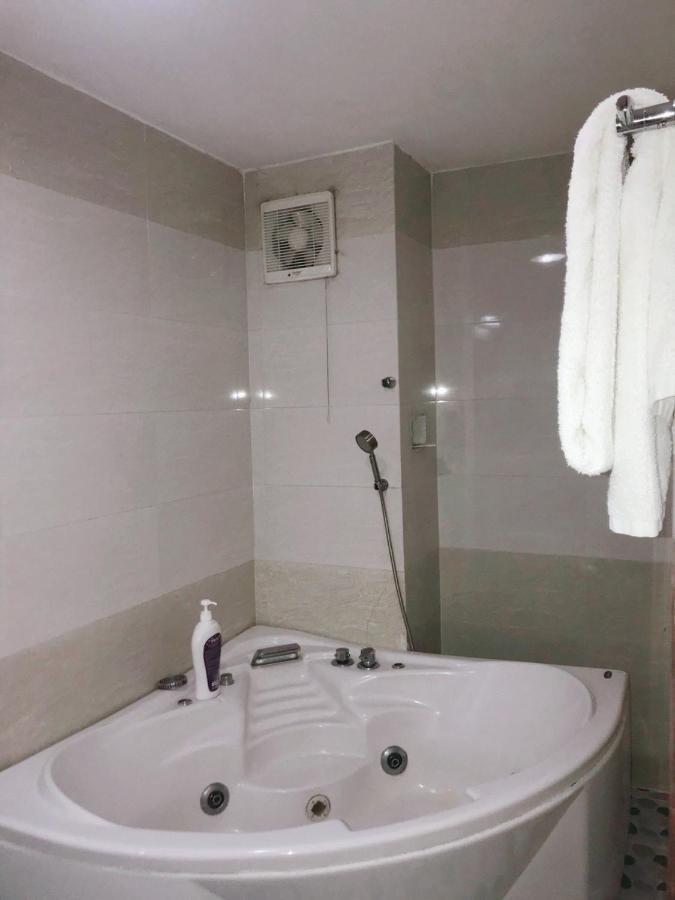 Thien Ha Hotel 투저우못 외부 사진