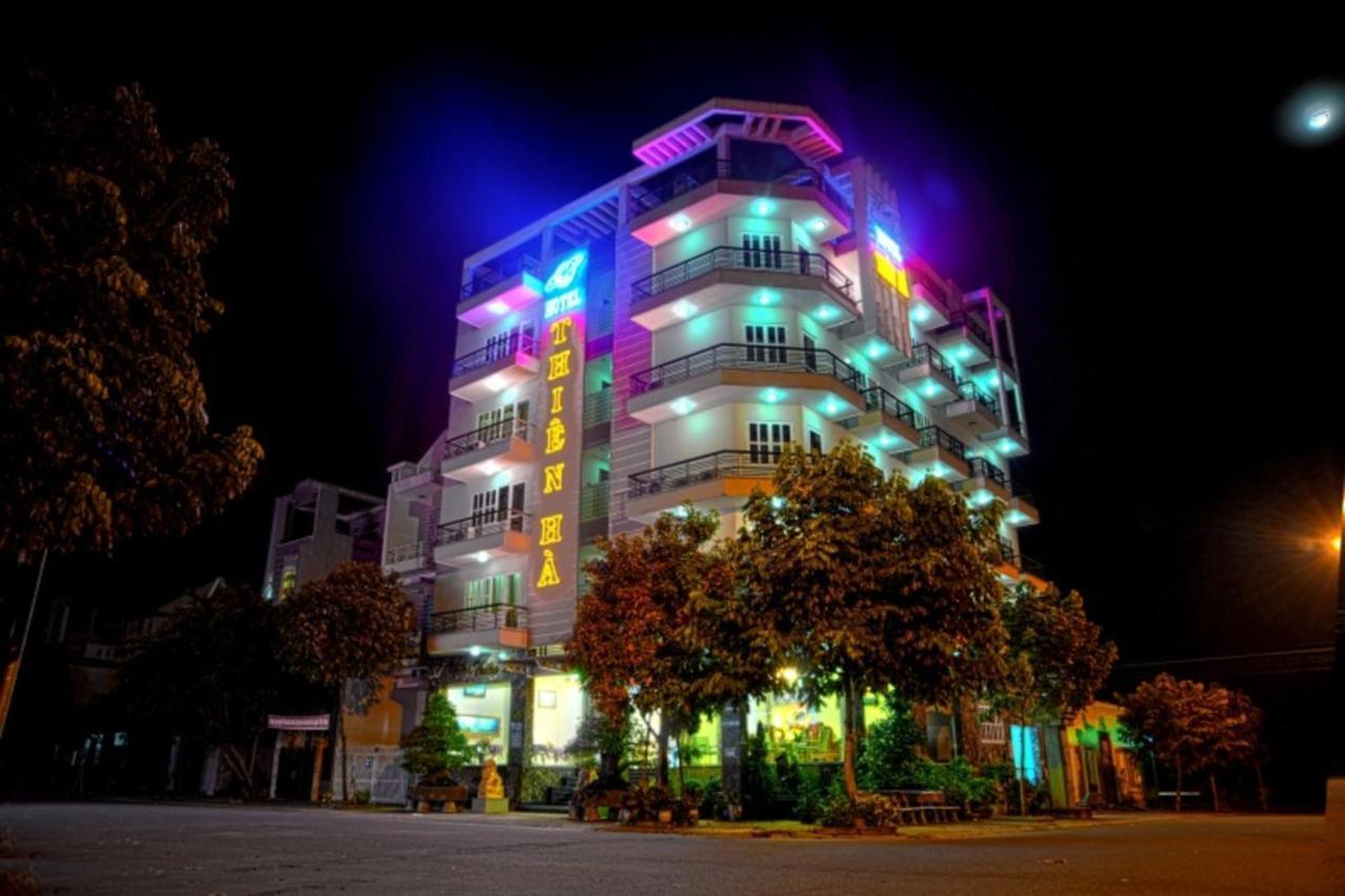 Thien Ha Hotel 투저우못 외부 사진